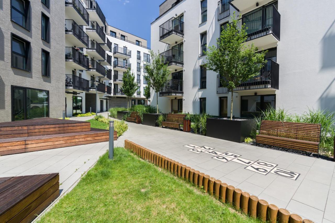Esencja With Free Parking Garbary 104 By Renters Apartment *