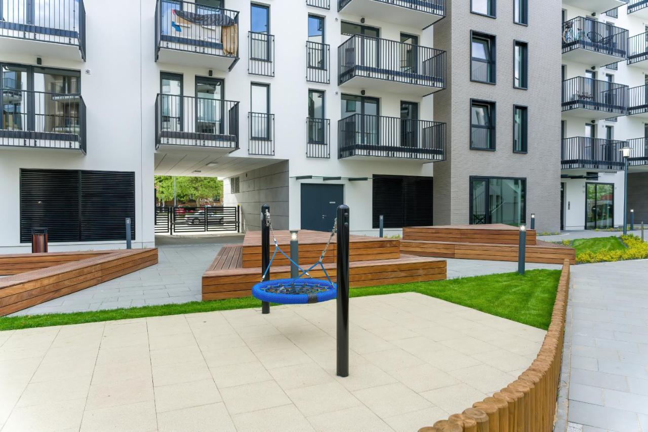 Apartment Esencja With Free Parking Garbary 104 By Renters