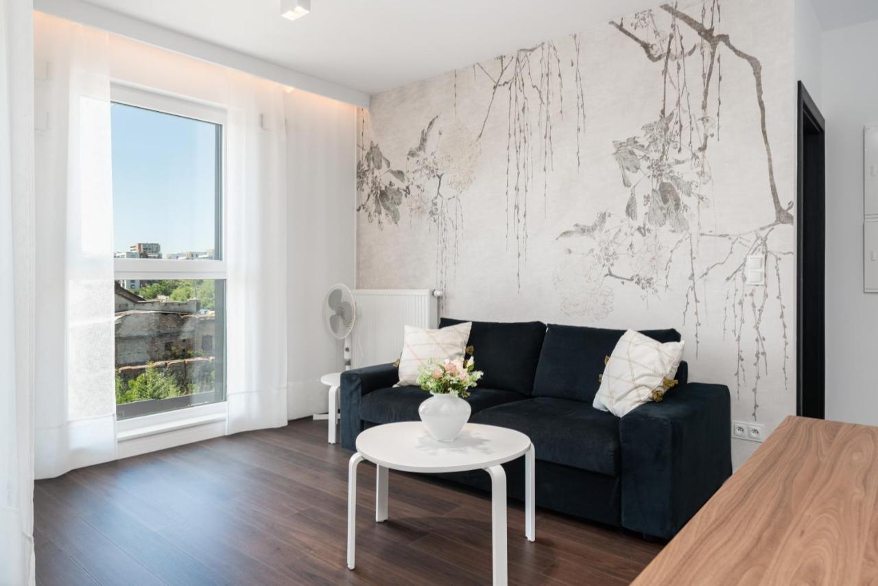 Esencja With Free Parking Garbary 104 By Renters Apartment Poznan