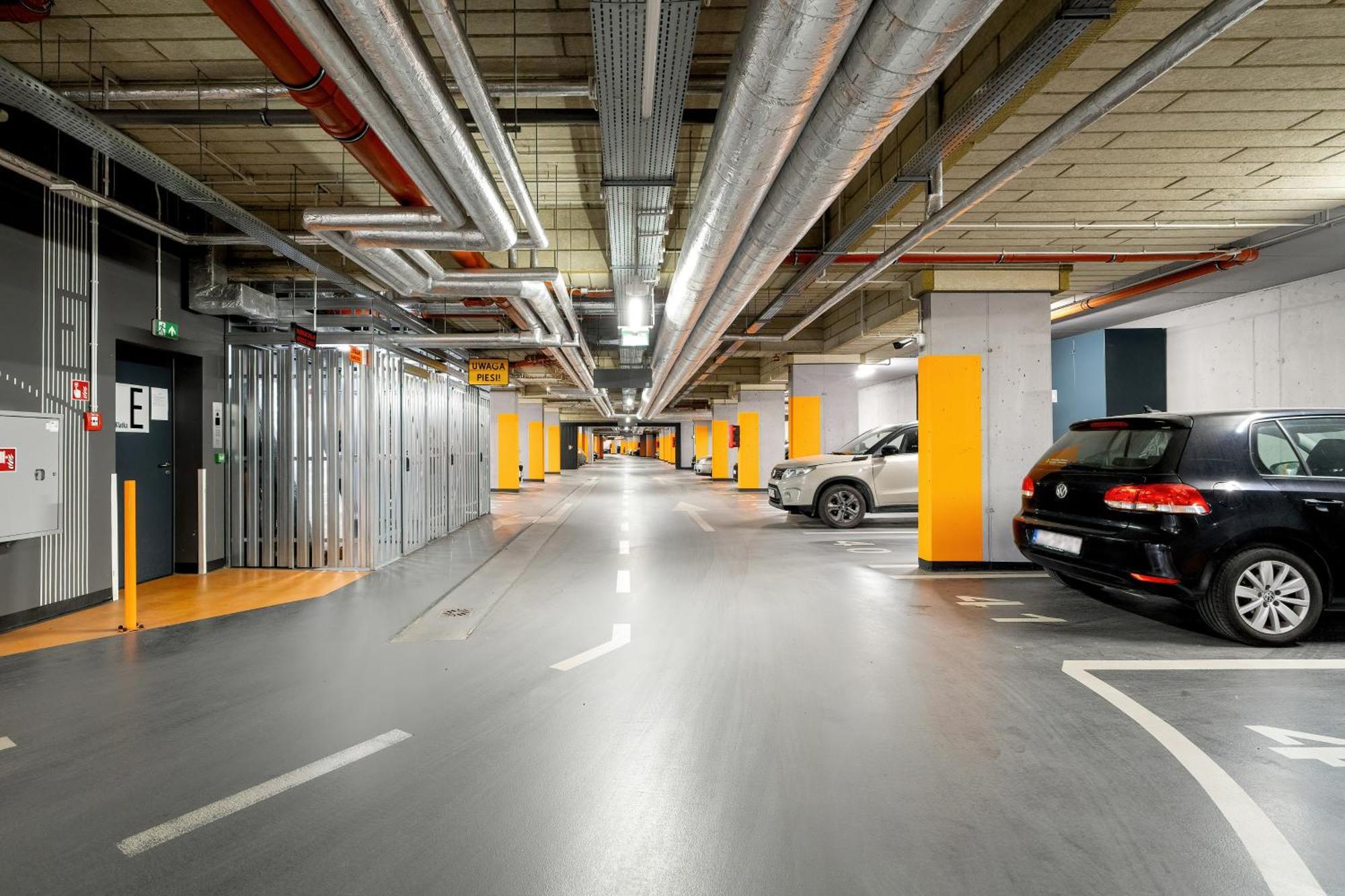 Apartment Esencja With Free Parking Garbary 104 By Renters *
