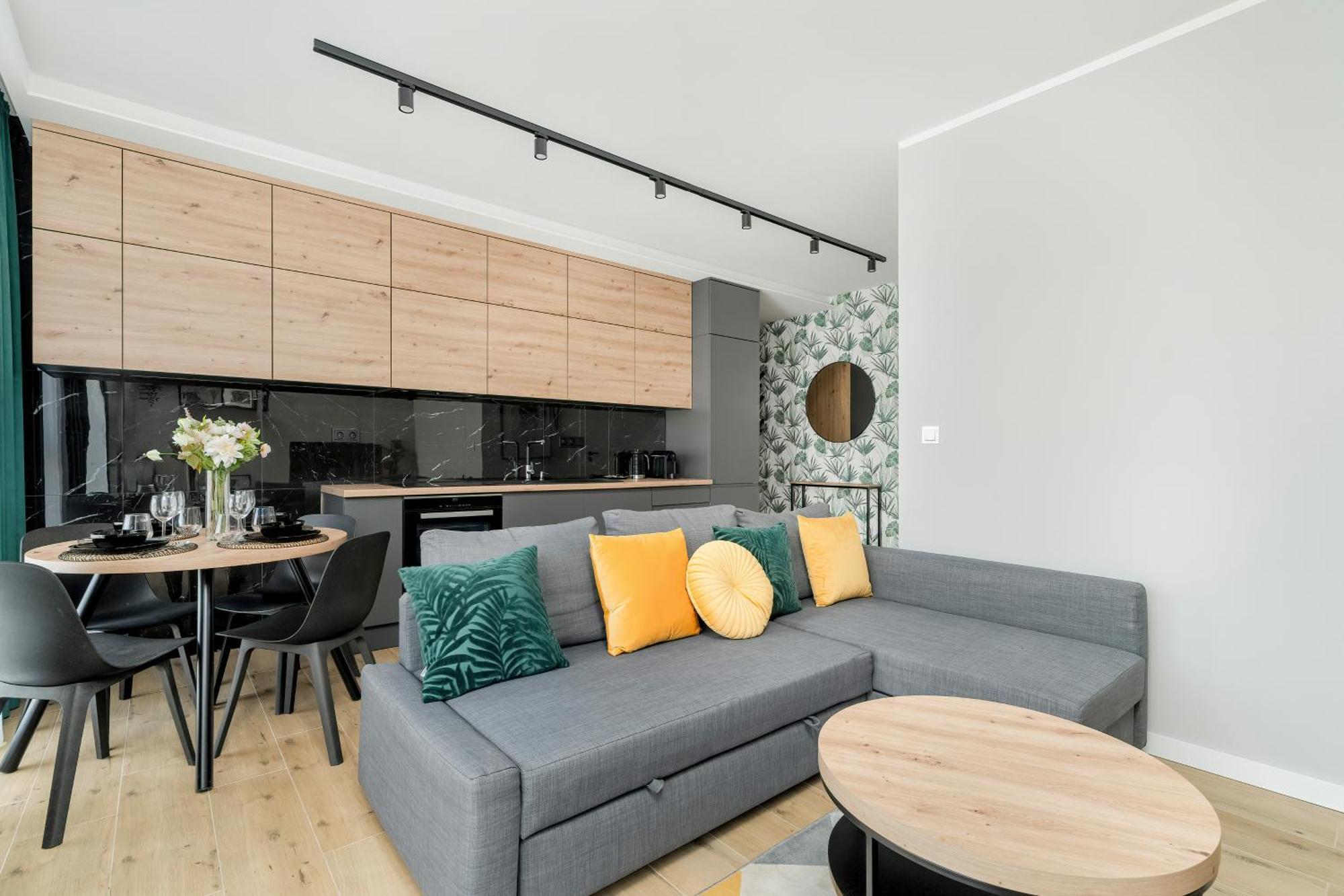 Esencja With Free Parking Garbary 104 By Renters Apartment