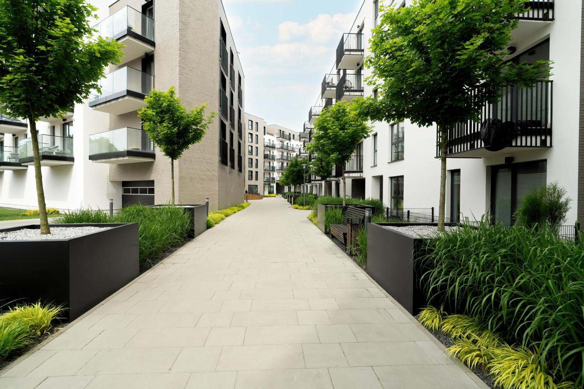 Esencja With Free Parking Garbary 104 By Renters Apartment *